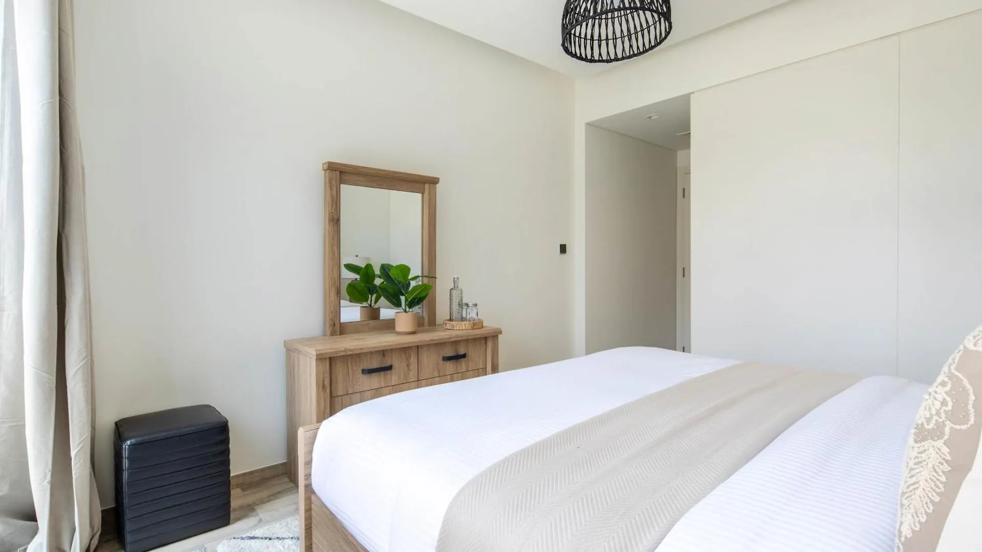 Frank Porter - Ahad Residences Dubai 0*,  United Arab Emirates