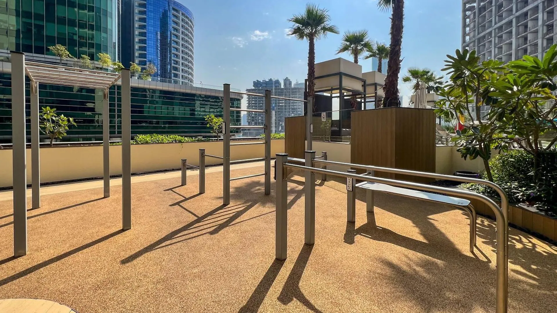Frank Porter - Ahad Residences Dubai United Arab Emirates